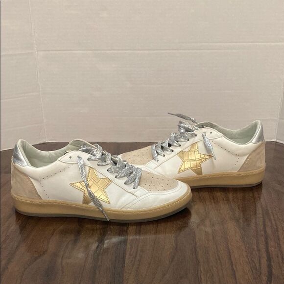 ShuShop Rosalia Cream and Tan Sneakers Gold Star - Picture 1 of 8